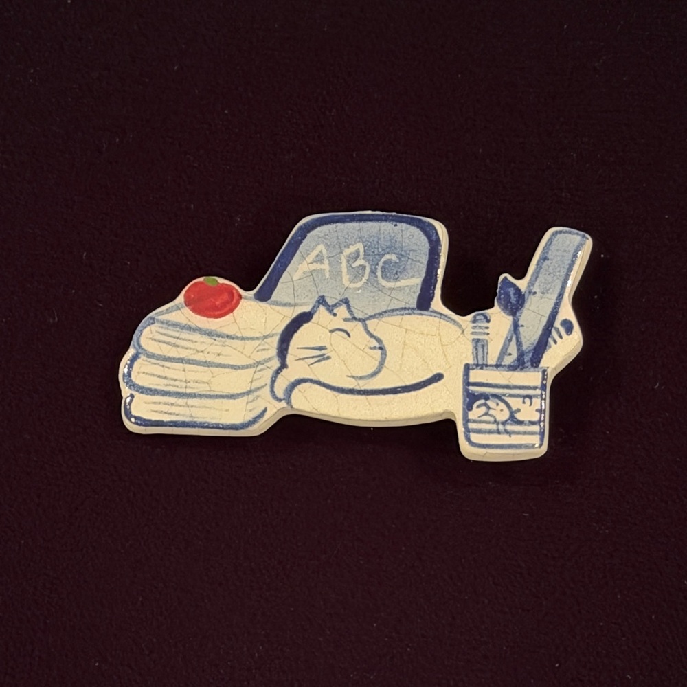 Dedham Pottery Cat Pin